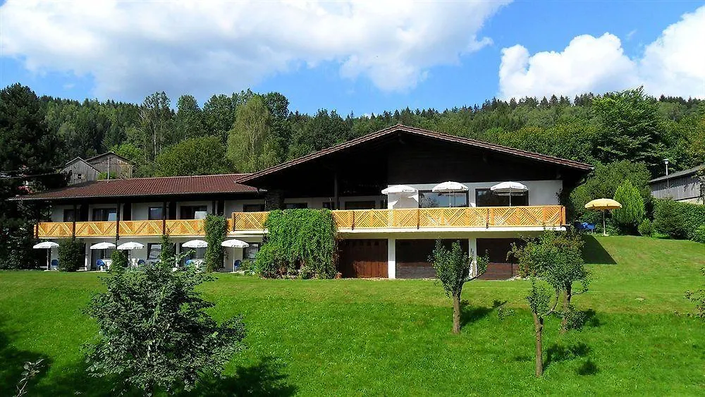 Hotel Haus Am Berg Lam Alemanha
